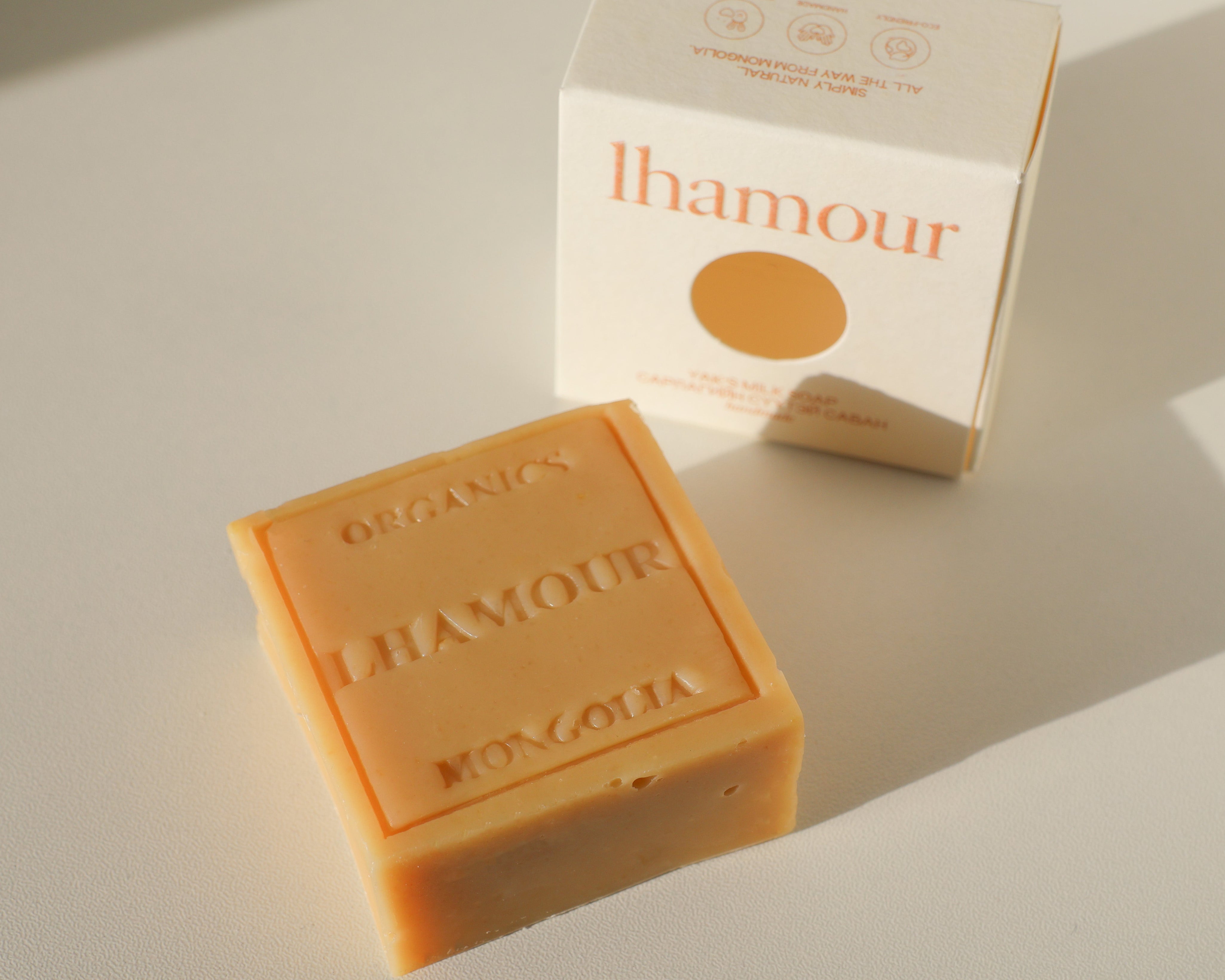 Why Choose Natural Handmade Soaps? The Benefits for Your Skin and the Planet